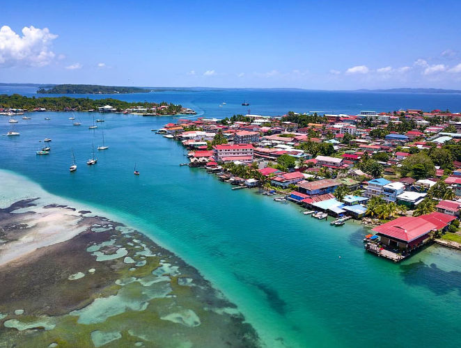 isla colon bocas del toro panama